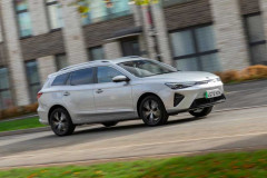 MG5 - вид сбоку справа