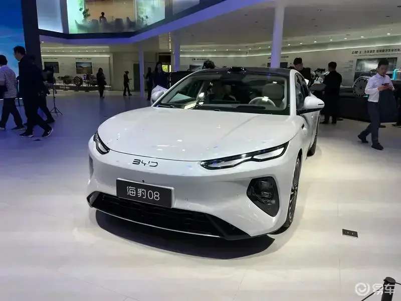 BYD Seal 08