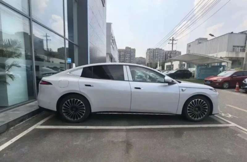 BYD Seal 08