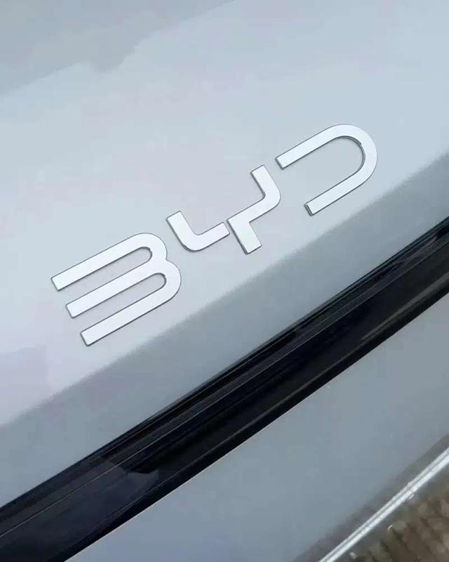BYD Sealion 08