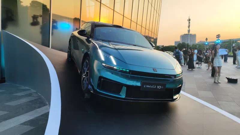 Lynk & Co 10+