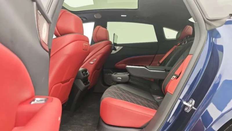 BYD Denza Z9S