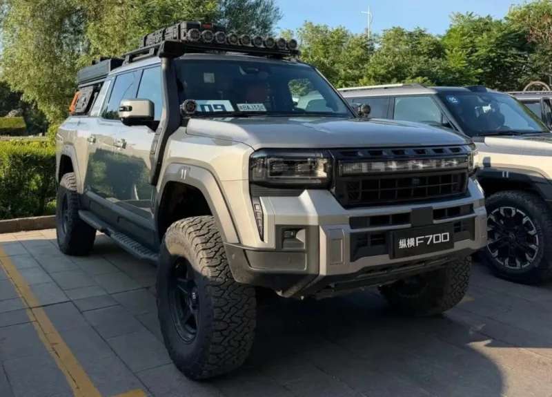 Jetour Zongheng F700