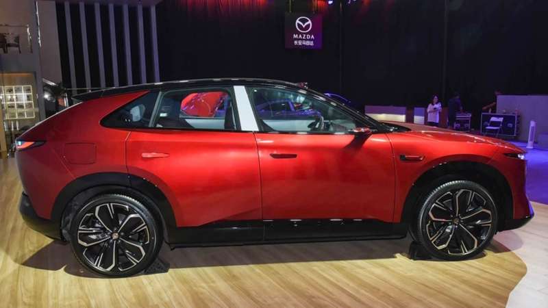 Mazda CX-6e