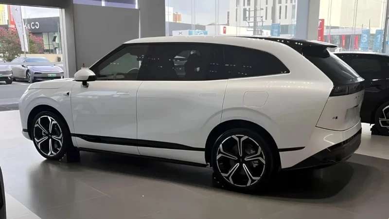 Xpeng G9L
