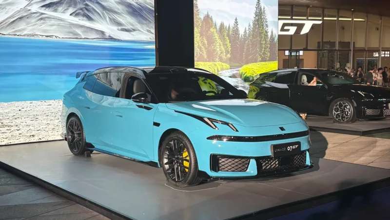 Lynk & Co 07 GT
